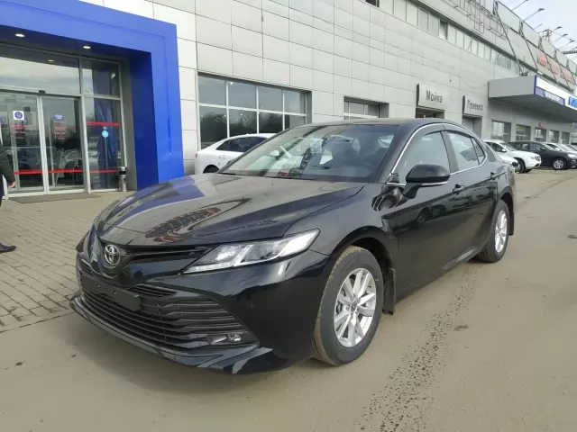 Превью TOYOTA Camry
