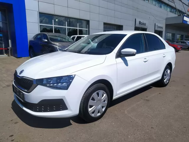 Превью SKODA Rapid