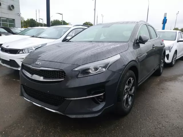 Превью KIA XCeed