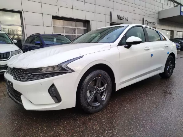 Превью KIA K5