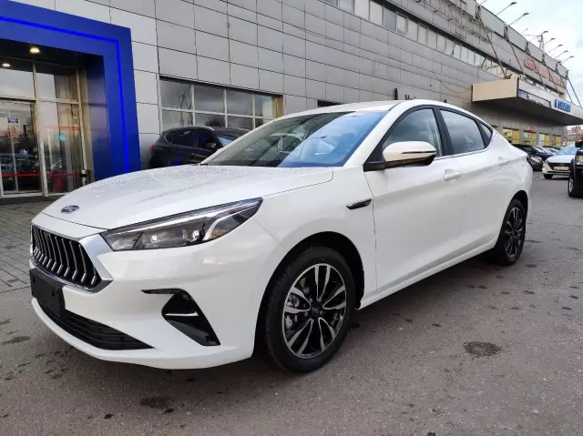 Превью JAC J7