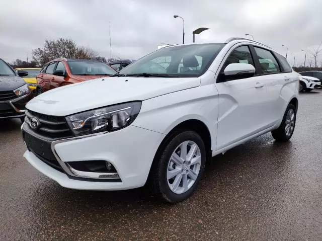 Превью LADA Vesta SW