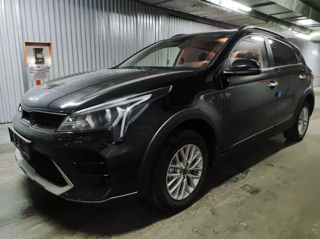 Превью KIA Rio X