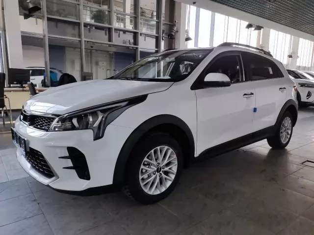 Превью KIA Rio X