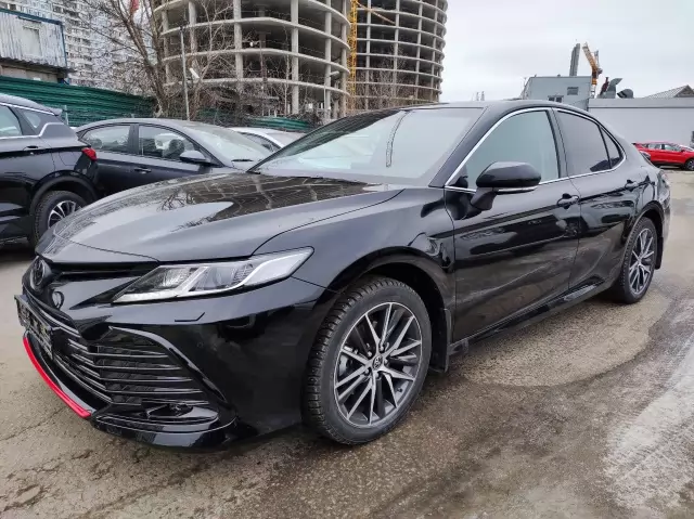 Превью TOYOTA Camry