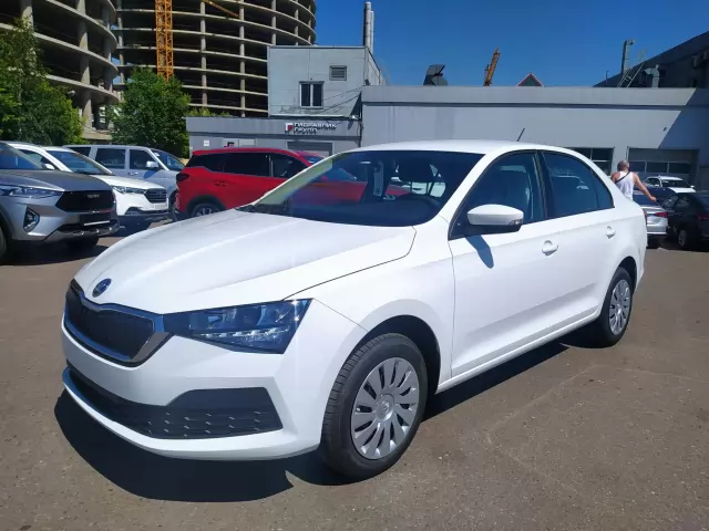 Превью SKODA Rapid