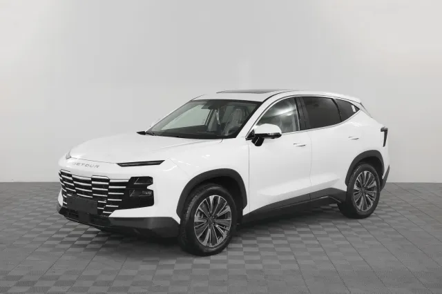 Превью JETOUR Dashing