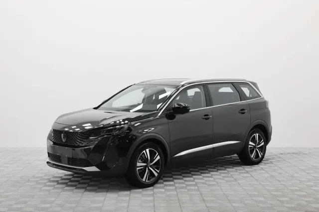Превью PEUGEOT 5008